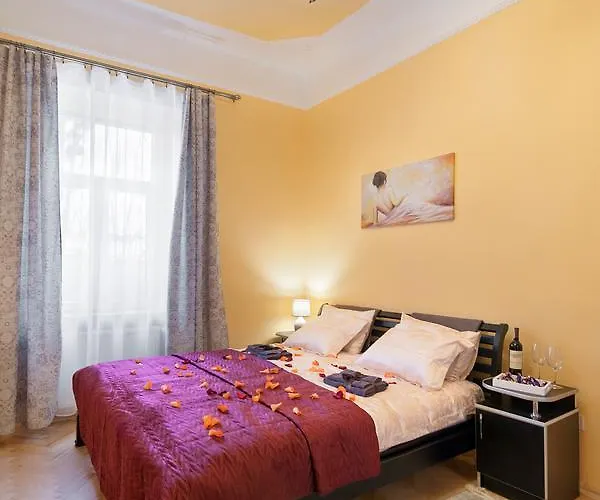 Vera In The ♥of Apartman